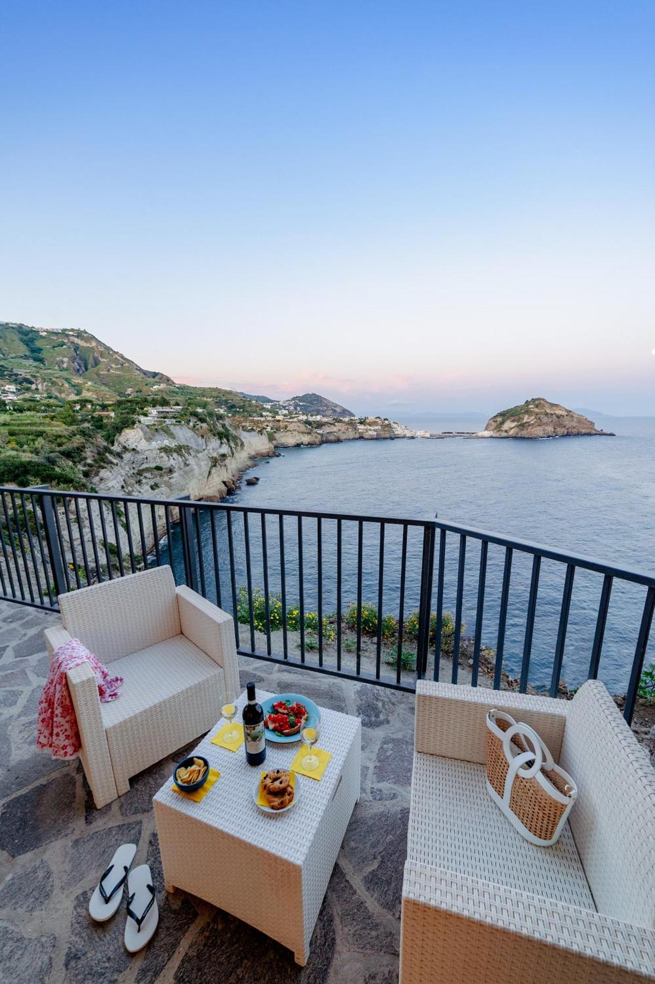 朋塔凯利托度假村 Forio di Ischia 外观 照片